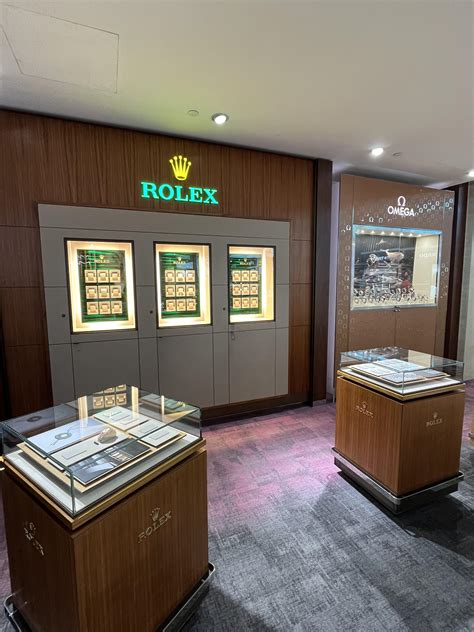 rolex in dubai airport